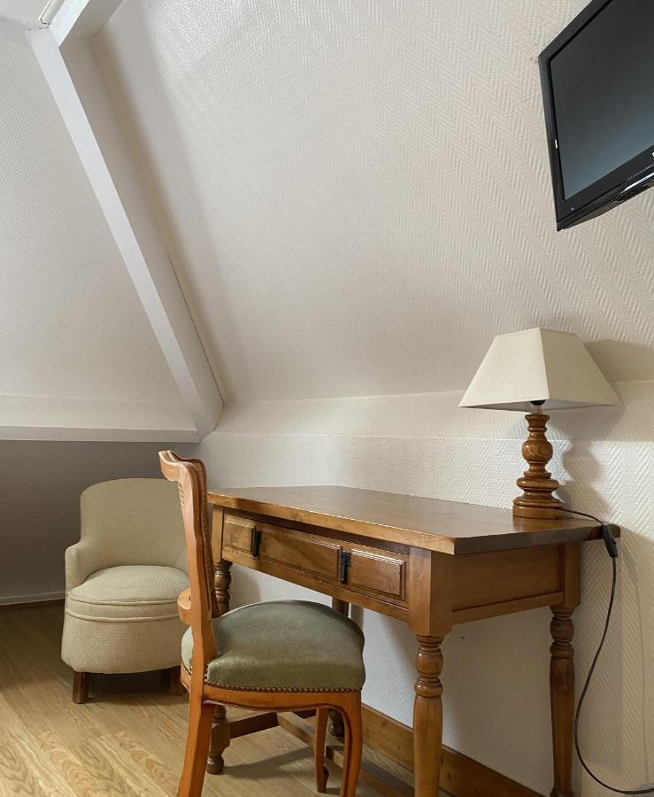 Logis Le Clos Deauville Saint Gatien Экстерьер фото