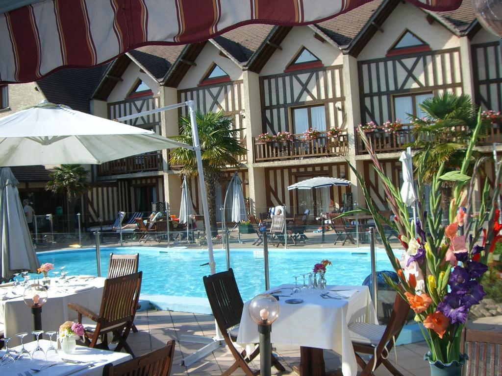 Logis Le Clos Deauville Saint Gatien Экстерьер фото