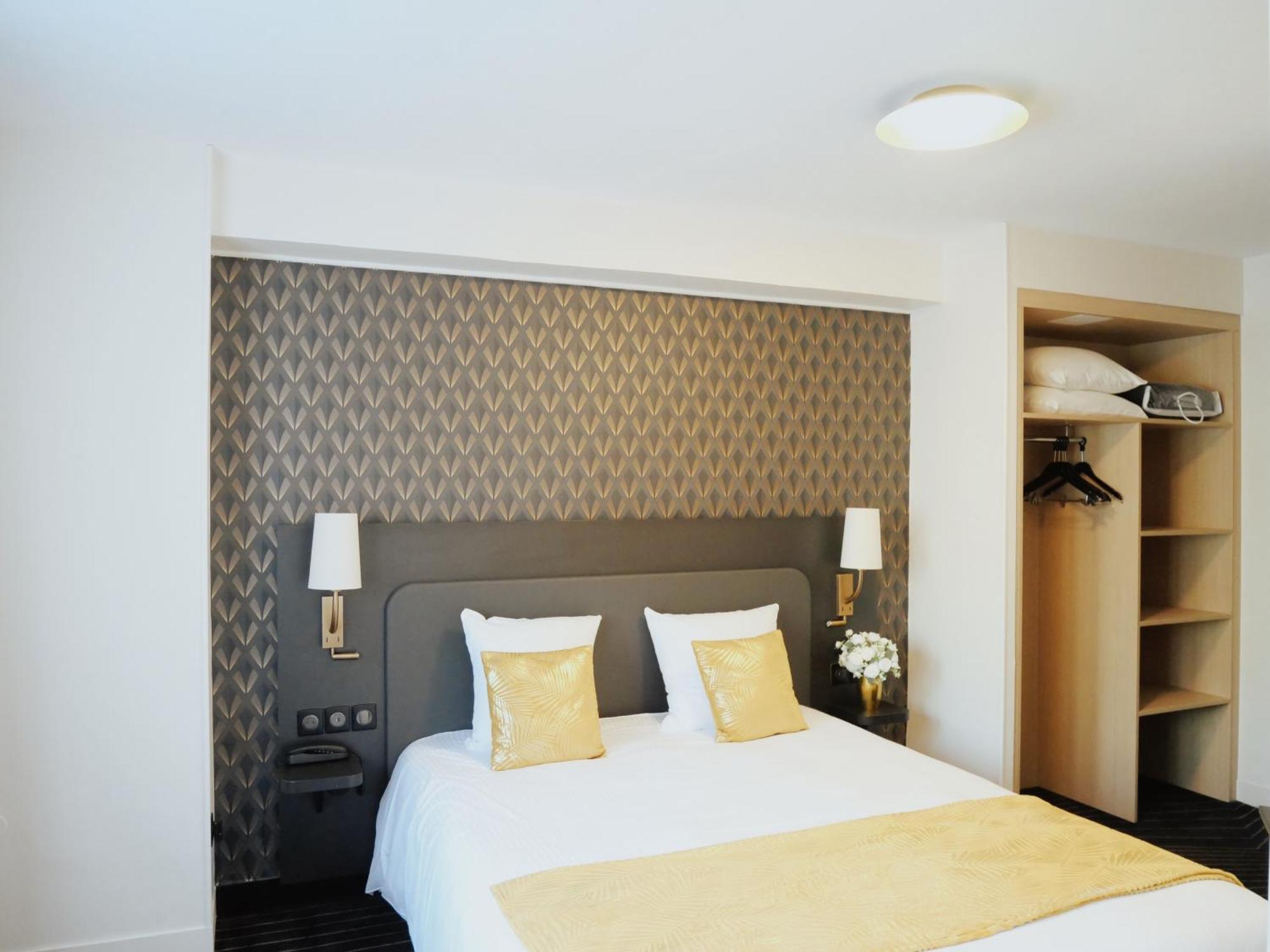 Logis Le Clos Deauville Saint Gatien Экстерьер фото
